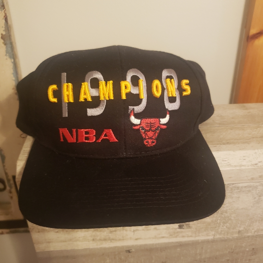 Vintage Chicago Bulls snapback